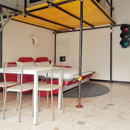 Appartamento Zuretti 42 Milan Luaran gambar